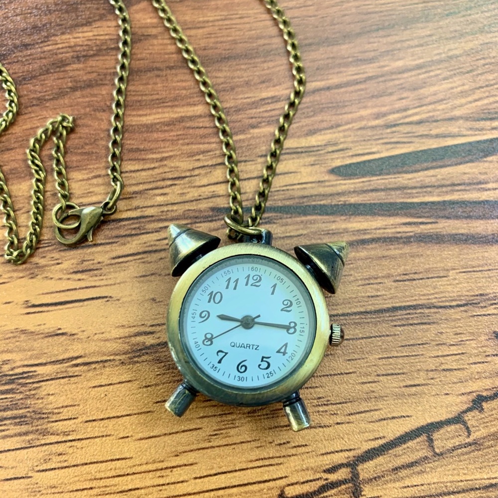 Vintage Style Quartz Clock Watch Necklace